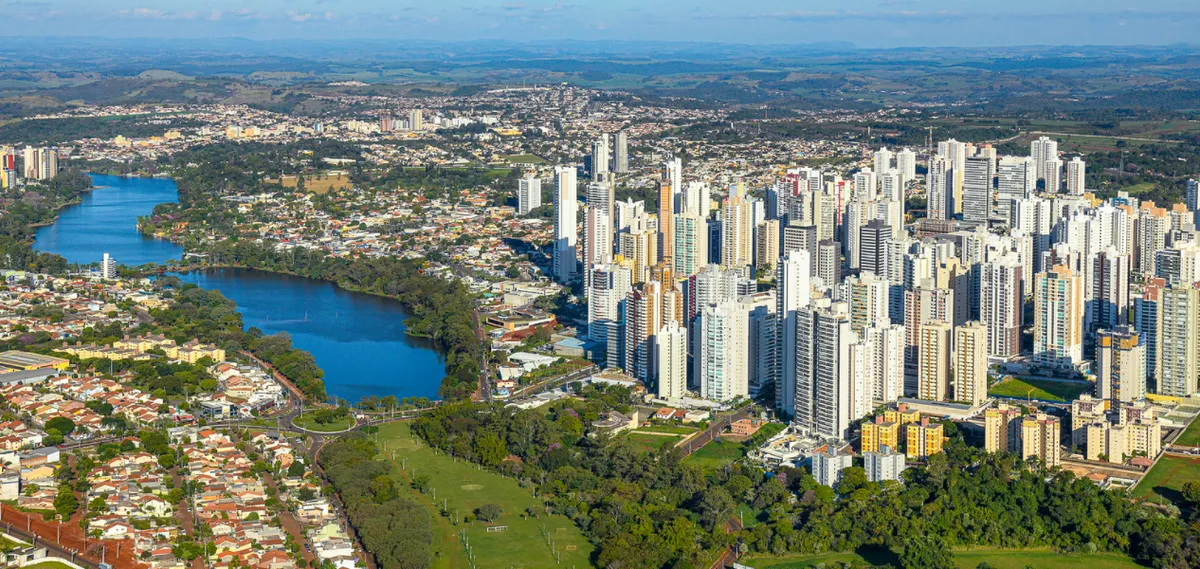 Autor: desconhecido / Visão aérea de Londrina